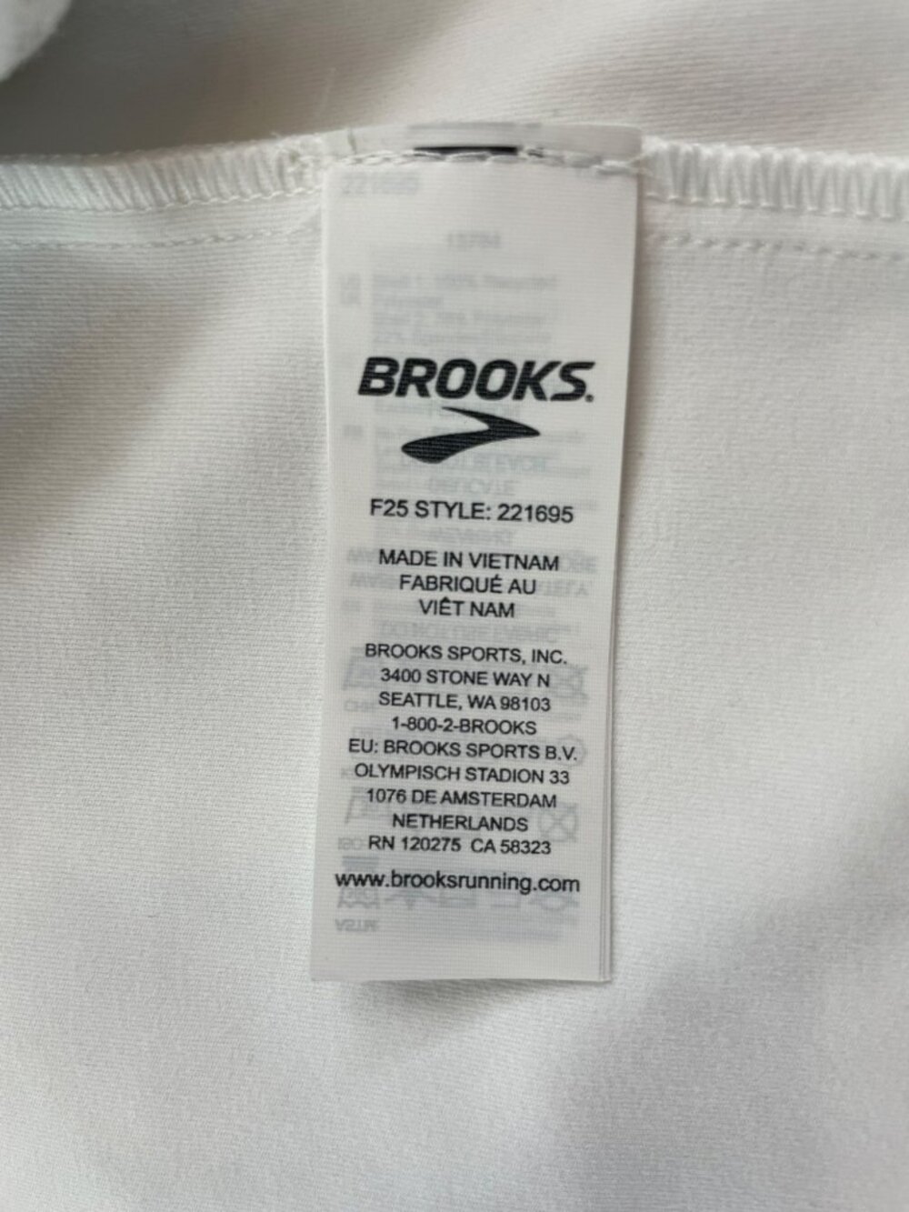 Brooks Shield Hybrid Vest 3.0 White Insulated Full-Zip Wmn's Sz XL MSRP$120 WNT - Picture 10 of 11